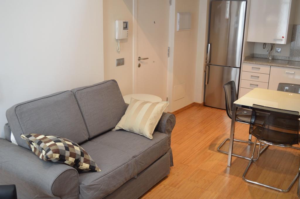 Girona Housing Ginesta 9 Apartment Ruang foto