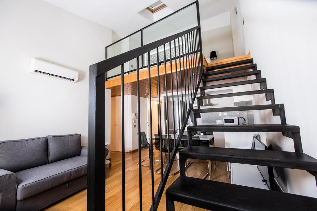 Girona Housing Ginesta 9 Apartment Bagian luar foto