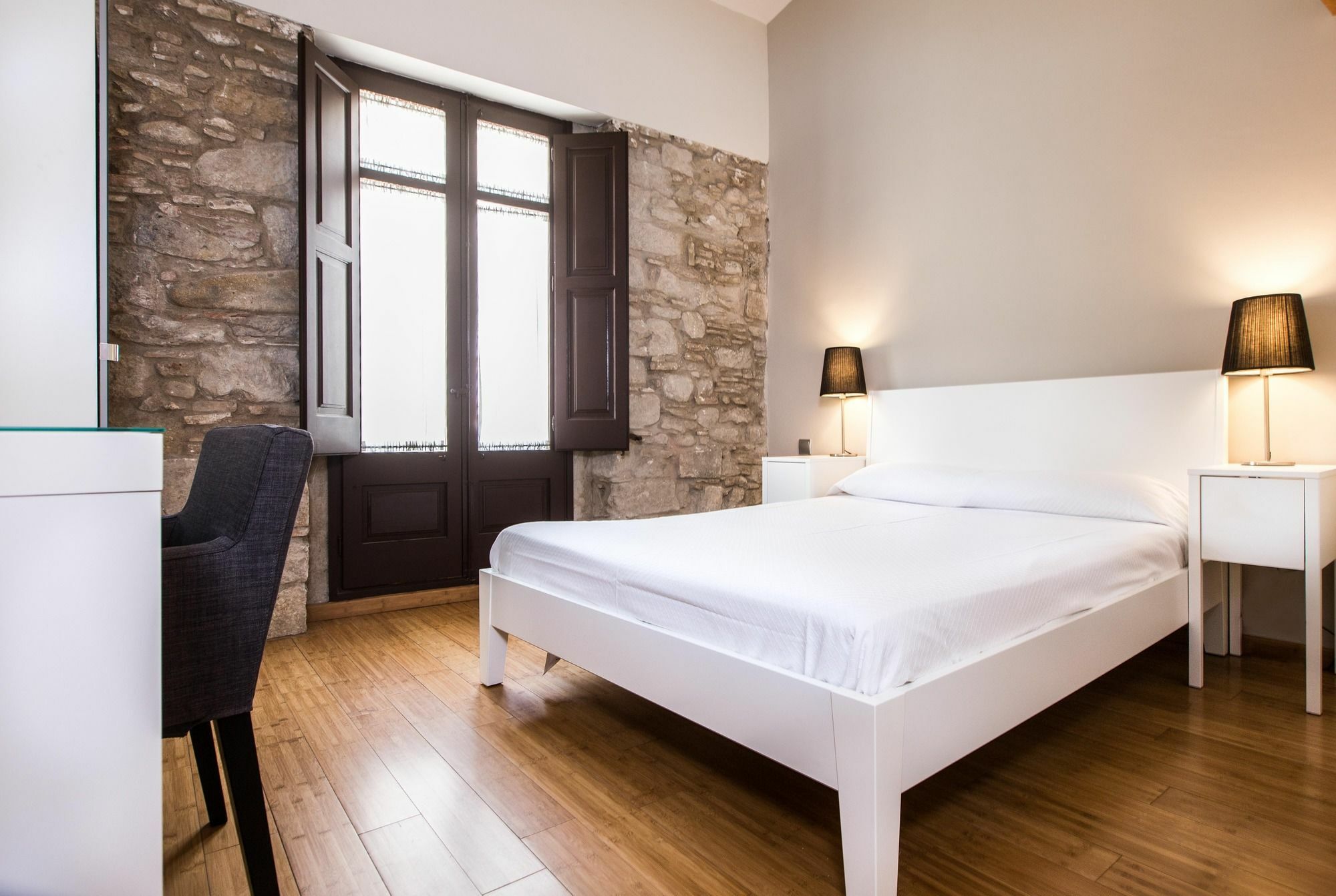 Girona Housing Ginesta 9 Apartment Bagian luar foto