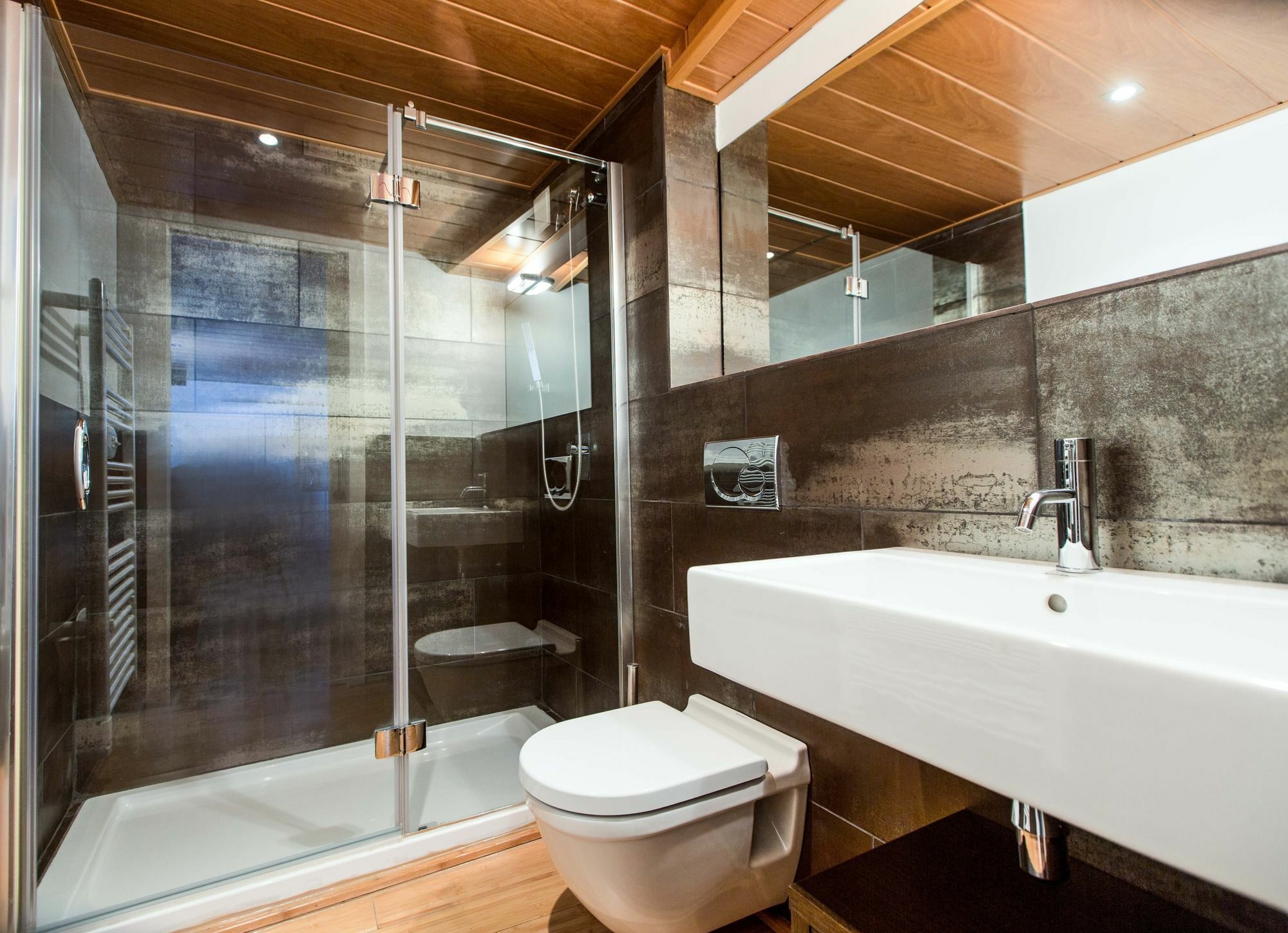 Girona Housing Ginesta 9 Apartment Bagian luar foto
